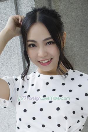 157210 - Jingyi Age: 34 - China