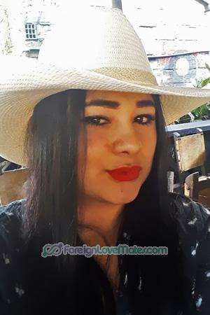 172820 - Sandra Age: 34 - Colombia