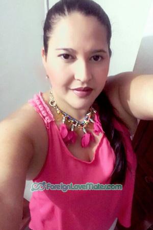 175649 - Maria Alejandra Age: 46 - Colombia
