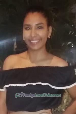 182401 - Shana Age: 26 - Colombia