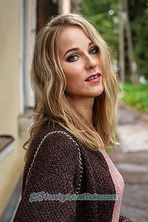 184365 - Tatiyana Age: 34 - Russia