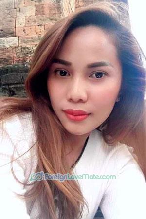 201322 - Pachareeporn Age: 42 - Thailand