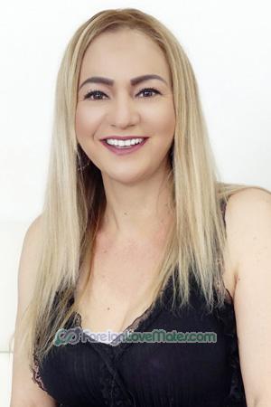203847 - Silvia Age: 48 - Colombia