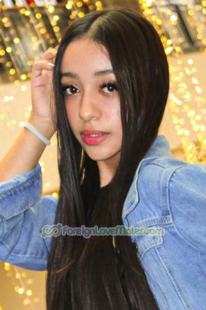 206519 - Geraldine Age: 22 - Colombia