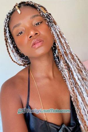 210743 - Maria Age: 25 - Colombia