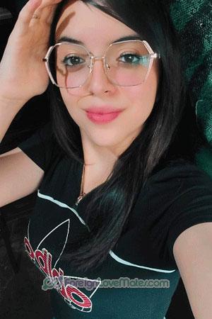 211361 - Pilar Age: 22 - Costa Rica