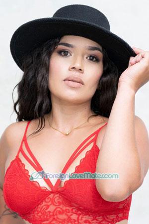 212542 - Michel Age: 29 - Colombia