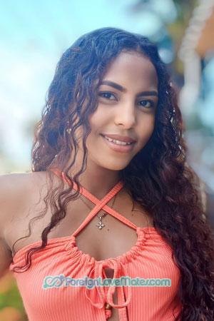 213877 - Martha Age: 22 - Colombia