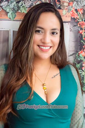 214445 - Yosetty Age: 26 - Peru