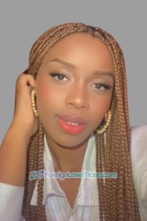 214747 - Manuela Age: 25 - Colombia