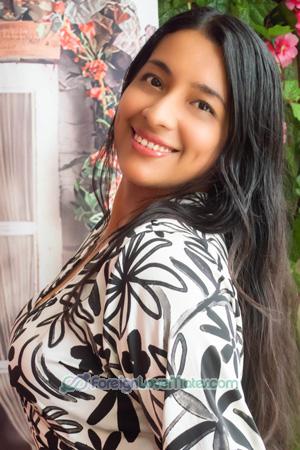 214902 - Jennifer Age: 33 - Peru