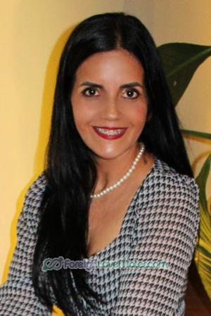 215403 - Marcia Age: 52 - Costa Rica