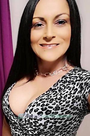 218939 - Iveth Age: 50 - Costa Rica