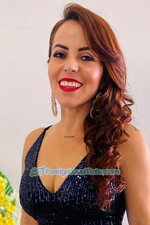 221238 - Fernanda Age: 37 - Costa Rica