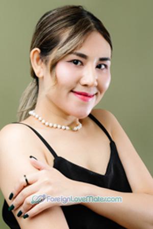 223676 - Pornrawin Age: 31 - Thailand