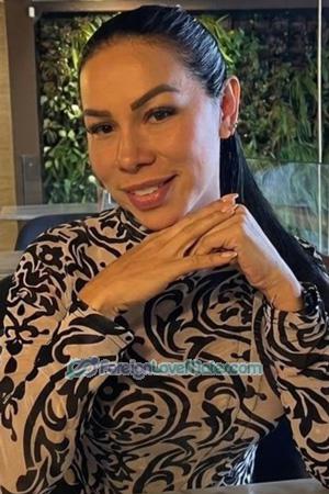 227053 - Diana Carolina Age: 38 - Colombia