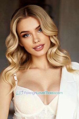 227853 - Tatyana Age: 31 - Ukraine