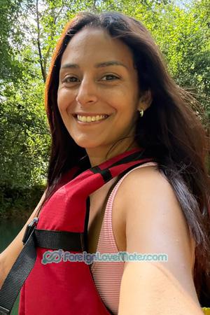 229512 - Daniela Age: 36 - Costa Rica